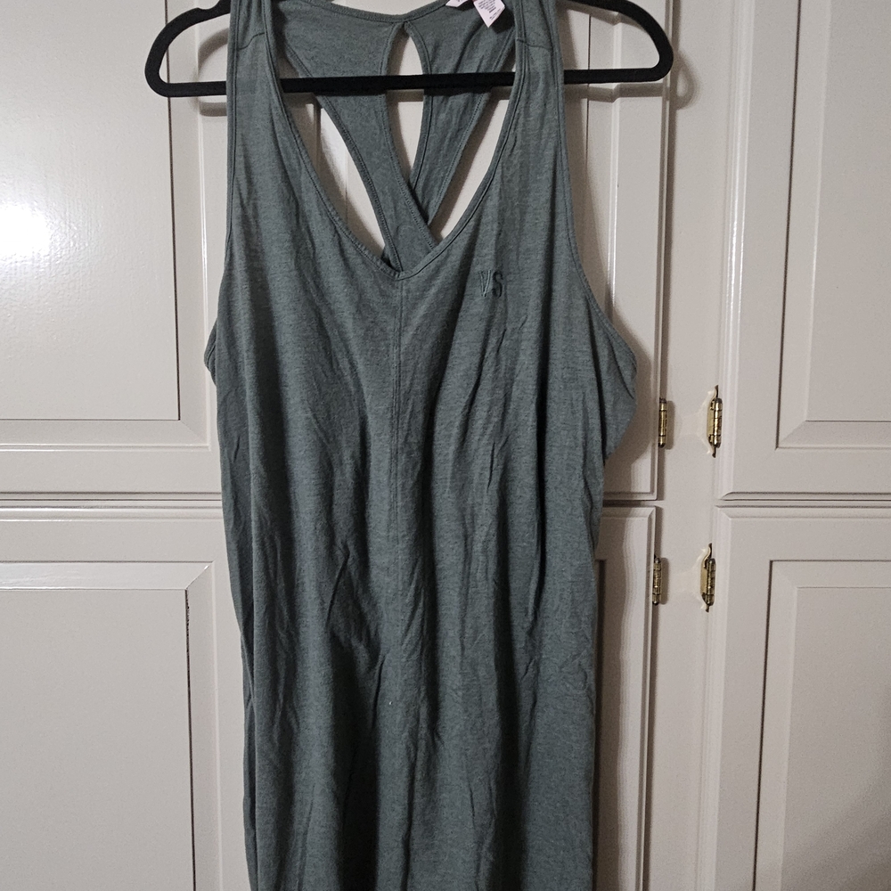Women's Sleeveless Green Top